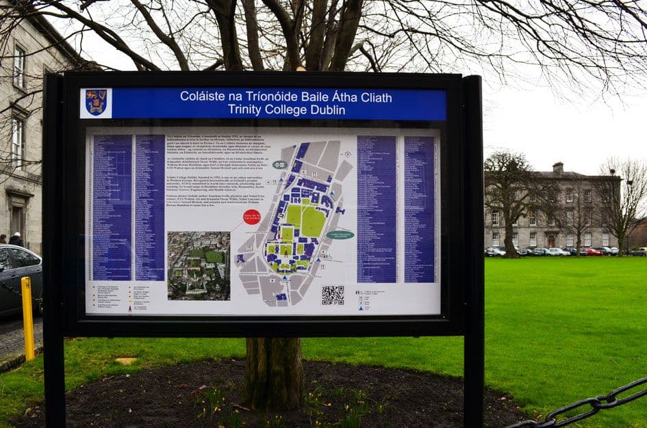 Trinity College Dublin: wayfinding by Wayfinders