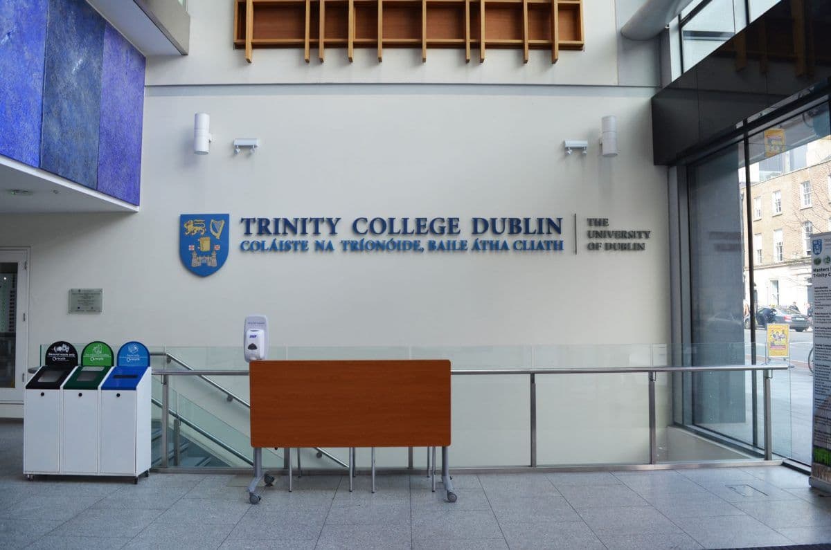 Trinity College Dublin: wayfinding by Wayfinders