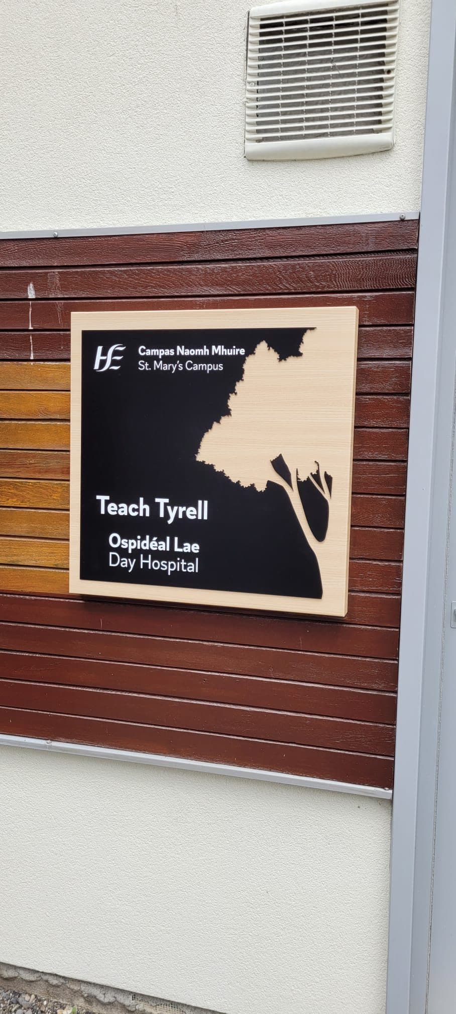 St Mary's Campus, Phoenix Park: wayfinding by Wayfinders