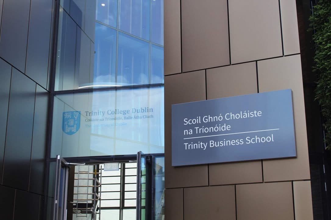 Trinity Business School: wayfinding by Wayfinders