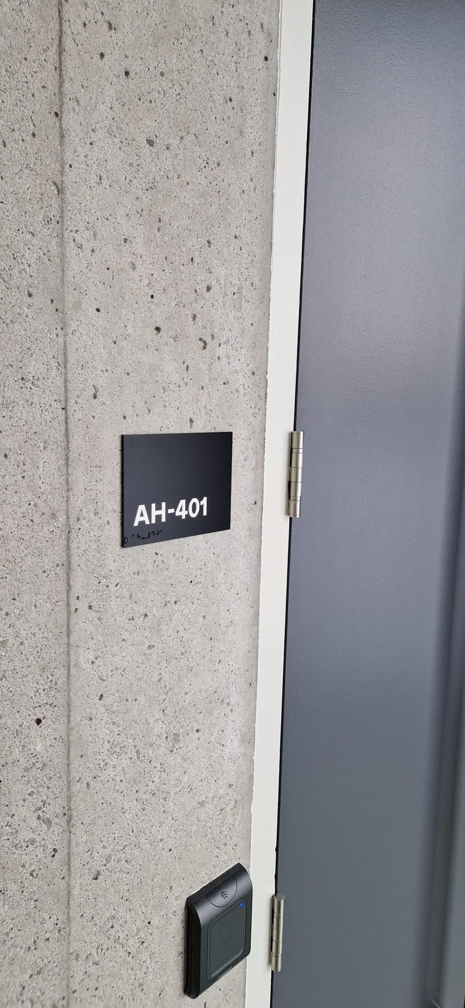 TU Dublin Academic Hub & Library: wayfinding by Wayfinders